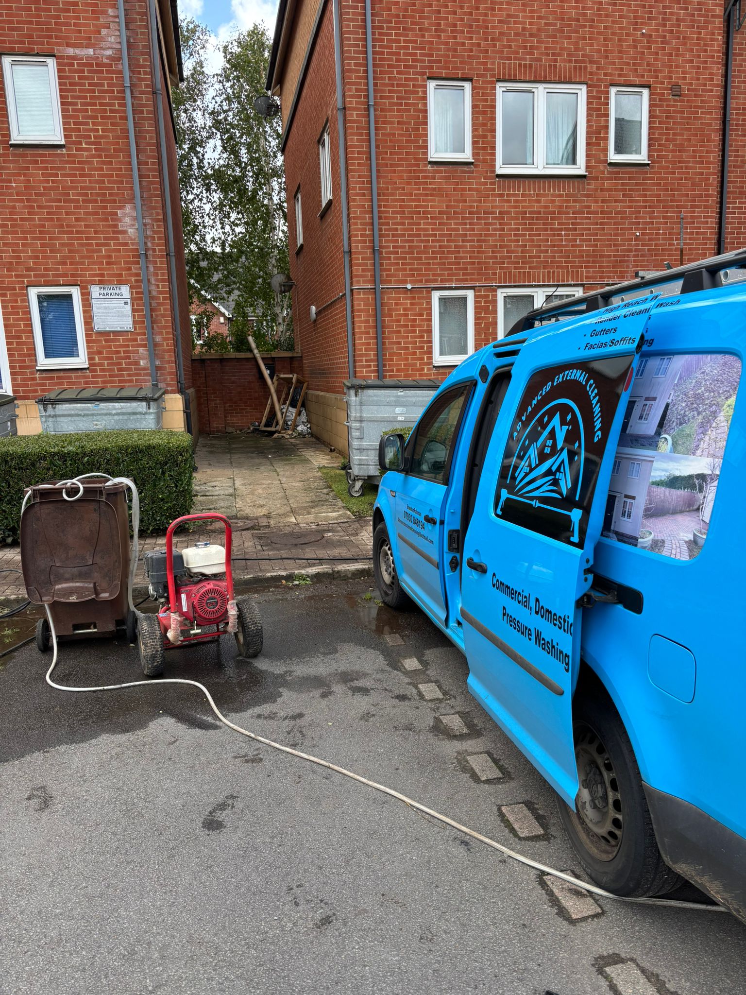 Exterior Wall Cleaning RCT